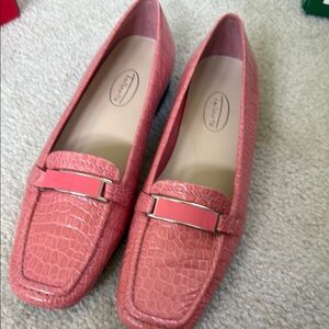 Talbots Pink Textured Loafers with Classic Design